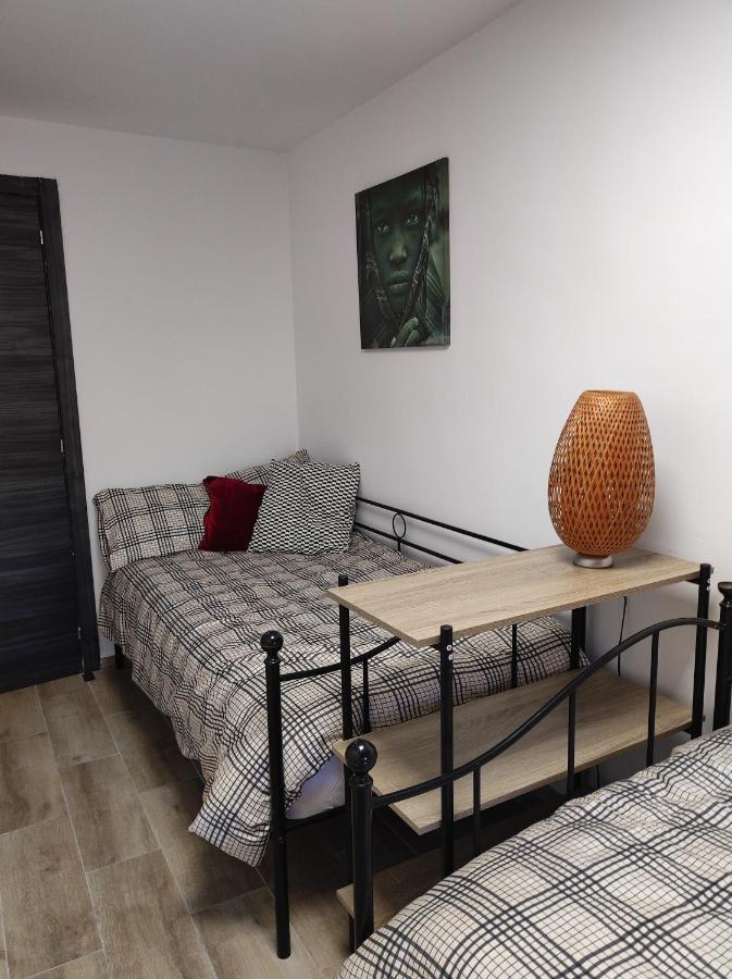 Lille En Provence Villa Valencia Eksteriør bilde